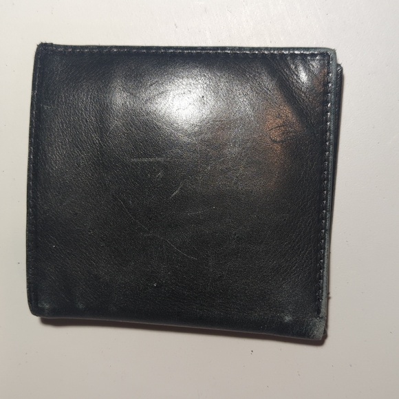 Paul & Taylor USA Black Leather Wallet - Picture 2 of 13